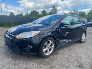 2014 Ford Focus SE - Exterior Front Left Corner Image